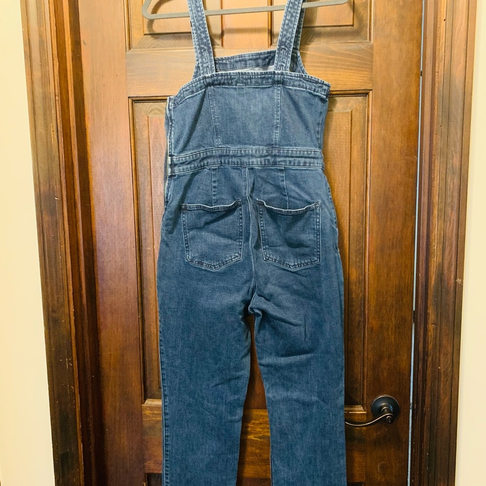 J. Crew Denim Jeans in Light Blue Wash - Picture 4 of 14